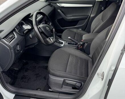 Білий Шкода Октавія, об'ємом двигуна 2 л та пробігом 280 тис. км за 12300 $, фото 17 на Automoto.ua