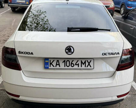 Белый Шкода Октавия, объемом двигателя 1.4 л и пробегом 75 тыс. км за 16500 $, фото 48 на Automoto.ua