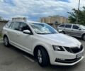 Білий Шкода Октавія, об'ємом двигуна 1.6 л та пробігом 308 тис. км за 10999 $, фото 1 на Automoto.ua