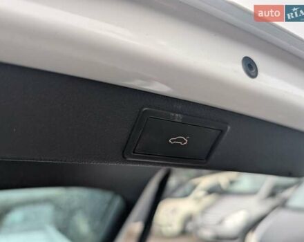 Білий Шкода Октавія, об'ємом двигуна 1.97 л та пробігом 226 тис. км за 18990 $, фото 17 на Automoto.ua