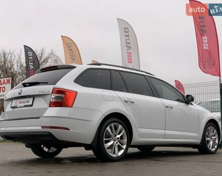 Білий Шкода Октавія, об'ємом двигуна 1.6 л та пробігом 202 тис. км за 16655 $, фото 14 на Automoto.ua