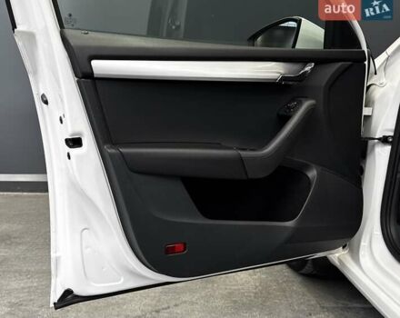 Белый Шкода Октавия, объемом двигателя 1.97 л и пробегом 148 тыс. км за 18300 $, фото 34 на Automoto.ua