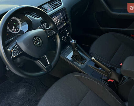 Белый Шкода Октавия, объемом двигателя 2 л и пробегом 201 тыс. км за 14300 $, фото 29 на Automoto.ua