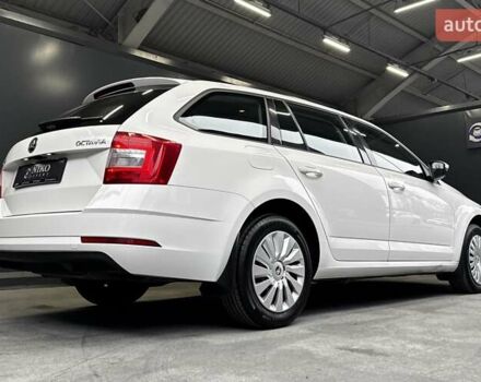 Белый Шкода Октавия, объемом двигателя 1.97 л и пробегом 148 тыс. км за 18300 $, фото 16 на Automoto.ua