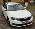 Белый Шкода Октавия, объемом двигателя 2 л и пробегом 197 тыс. км за 14200 $, фото 5 на Automoto.ua