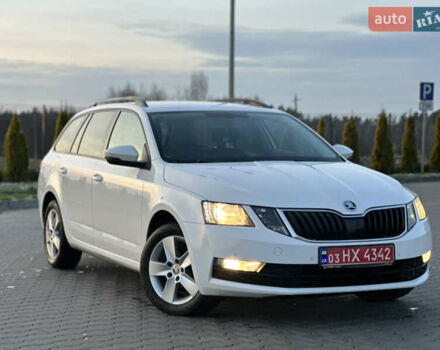 Білий Шкода Октавія, об'ємом двигуна 2 л та пробігом 217 тис. км за 14499 $, фото 13 на Automoto.ua