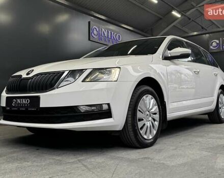 Белый Шкода Октавия, объемом двигателя 1.97 л и пробегом 148 тыс. км за 18300 $, фото 4 на Automoto.ua