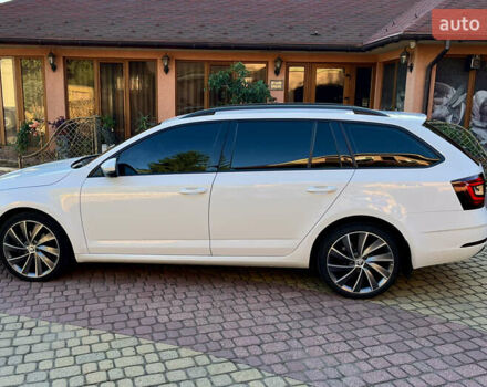 Шкода Октавія 2019 у Мукачеве на Automoto.ua Білий Шкода Октавія, об'ємом двигуна 2 л та пробігом 238 тис. км за 17400 $, фото 9 на Automoto.ua