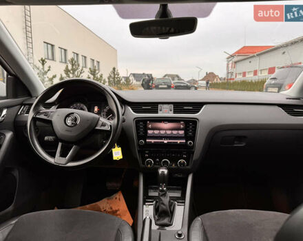 Білий Шкода Октавія, об'ємом двигуна 2 л та пробігом 209 тис. км за 16500 $, фото 18 на Automoto.ua