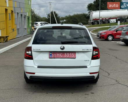 Шкода Октавія 2019 у Ирпене на Automoto.ua Білий Шкода Октавія, об'ємом двигуна 2 л та пробігом 280 тис. км за 14800 $, фото 6 на Automoto.ua