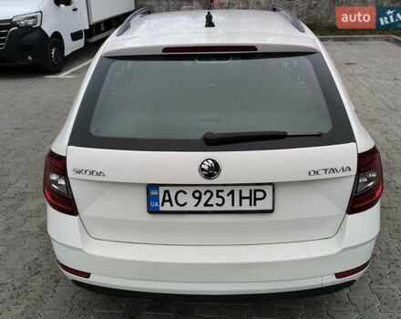 Білий Шкода Октавія, об'ємом двигуна 1.97 л та пробігом 198 тис. км за 14750 $, фото 15 на Automoto.ua