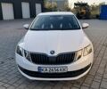 Белый Шкода Октавия, объемом двигателя 1.8 л и пробегом 173 тыс. км за 14999 $, фото 1 на Automoto.ua