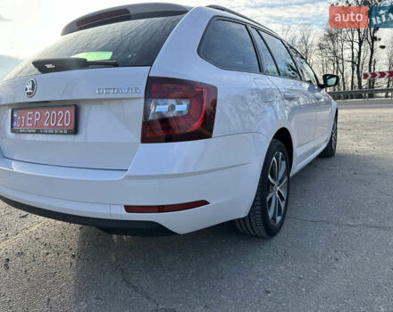 Белый Шкода Октавия, объемом двигателя 2 л и пробегом 183 тыс. км за 16650 $, фото 18 на Automoto.ua
