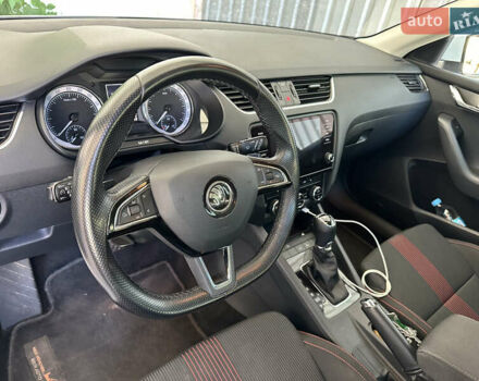 Белый Шкода Октавия, объемом двигателя 2 л и пробегом 317 тыс. км за 14700 $, фото 9 на Automoto.ua