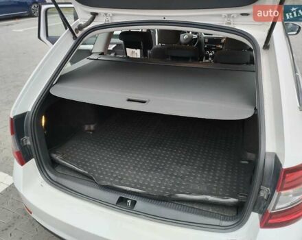 Білий Шкода Октавія, об'ємом двигуна 1.97 л та пробігом 198 тис. км за 14750 $, фото 30 на Automoto.ua