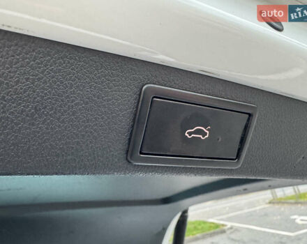 Белый Шкода Октавия, объемом двигателя 1.6 л и пробегом 196 тыс. км за 15499 $, фото 26 на Automoto.ua