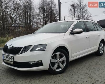 Білий Шкода Октавія, об'ємом двигуна 1.97 л та пробігом 198 тис. км за 14750 $, фото 1 на Automoto.ua