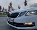Белый Шкода Октавия, объемом двигателя 2 л и пробегом 154 тыс. км за 19900 $, фото 5 на Automoto.ua