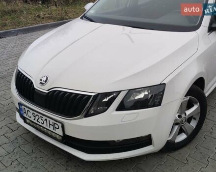Білий Шкода Октавія, об'ємом двигуна 1.97 л та пробігом 198 тис. км за 14750 $, фото 2 на Automoto.ua