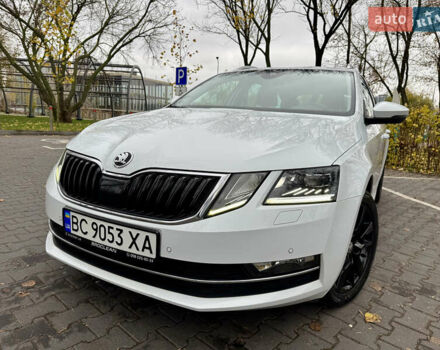 Белый Шкода Октавия, объемом двигателя 1.6 л и пробегом 196 тыс. км за 15499 $, фото 10 на Automoto.ua