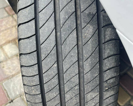 Білий Шкода Октавія, об'ємом двигуна 1.97 л та пробігом 273 тис. км за 18000 $, фото 11 на Automoto.ua