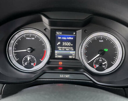 Шкода Октавия 2019 в Виноградове на Automoto.ua Белый Шкода Октавия, объемом двигателя 1.98 л и пробегом 224 тыс. км за 17800 $, фото 25 на Automoto.ua