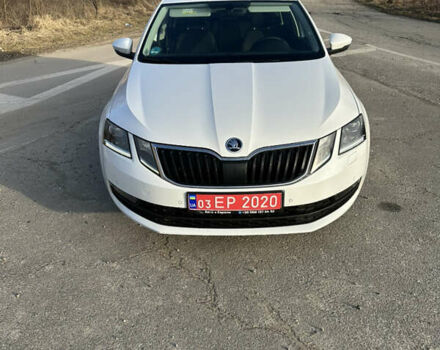 Белый Шкода Октавия, объемом двигателя 2 л и пробегом 183 тыс. км за 16650 $, фото 4 на Automoto.ua