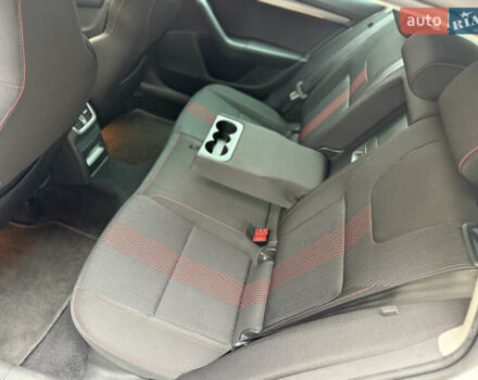 Белый Шкода Октавия, объемом двигателя 2 л и пробегом 319 тыс. км за 15500 $, фото 24 на Automoto.ua