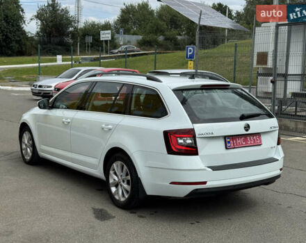 Шкода Октавія 2019 у Ирпене на Automoto.ua Білий Шкода Октавія, об'ємом двигуна 2 л та пробігом 280 тис. км за 14800 $, фото 41 на Automoto.ua