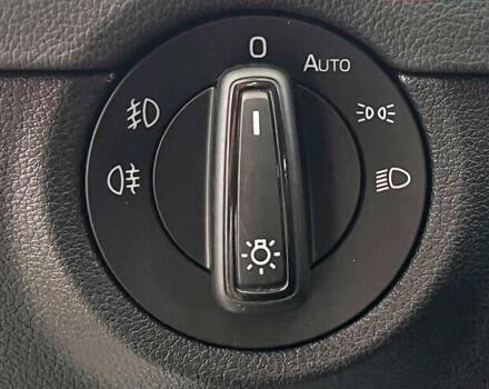 Белый Шкода Октавия, объемом двигателя 1.97 л и пробегом 188 тыс. км за 17750 $, фото 13 на Automoto.ua