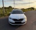 Белый Шкода Октавия, объемом двигателя 1.6 л и пробегом 64 тыс. км за 11200 $, фото 1 на Automoto.ua
