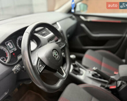 Белый Шкода Октавия, объемом двигателя 2 л и пробегом 319 тыс. км за 15500 $, фото 23 на Automoto.ua