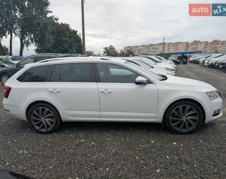 Білий Шкода Октавія, об'ємом двигуна 1.97 л та пробігом 226 тис. км за 18990 $, фото 10 на Automoto.ua