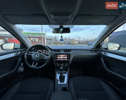 Білий Шкода Октавія, об'ємом двигуна 2 л та пробігом 217 тис. км за 14499 $, фото 33 на Automoto.ua