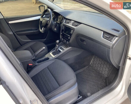 Білий Шкода Октавія, об'ємом двигуна 1.4 л та пробігом 186 тис. км за 12300 $, фото 16 на Automoto.ua