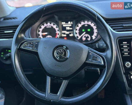 Білий Шкода Октавія, об'ємом двигуна 2 л та пробігом 217 тис. км за 14499 $, фото 29 на Automoto.ua