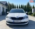 Белый Шкода Октавия, объемом двигателя 1.6 л и пробегом 278 тыс. км за 14900 $, фото 1 на Automoto.ua