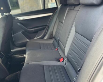 Білий Шкода Октавія, об'ємом двигуна 1.6 л та пробігом 278 тис. км за 11499 $, фото 18 на Automoto.ua