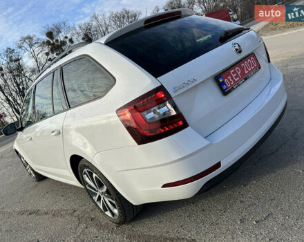 Белый Шкода Октавия, объемом двигателя 2 л и пробегом 183 тыс. км за 16650 $, фото 22 на Automoto.ua