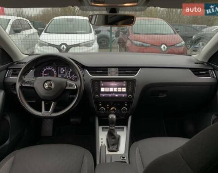 Білий Шкода Октавія, об'ємом двигуна 1.6 л та пробігом 202 тис. км за 16655 $, фото 37 на Automoto.ua