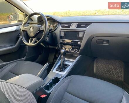 Білий Шкода Октавія, об'ємом двигуна 1.4 л та пробігом 186 тис. км за 12300 $, фото 14 на Automoto.ua