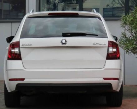 Білий Шкода Октавія, об'ємом двигуна 1.5 л та пробігом 39 тис. км за 6700 $, фото 5 на Automoto.ua