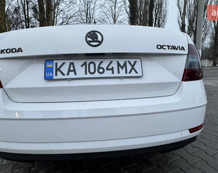 Белый Шкода Октавия, объемом двигателя 1.4 л и пробегом 75 тыс. км за 16500 $, фото 40 на Automoto.ua