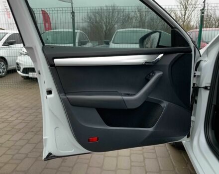 Білий Шкода Октавія, об'ємом двигуна 1.6 л та пробігом 202 тис. км за 16655 $, фото 8 на Automoto.ua