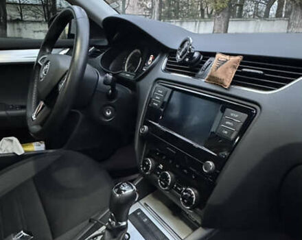 Белый Шкода Октавия, объемом двигателя 1.4 л и пробегом 75 тыс. км за 16500 $, фото 44 на Automoto.ua