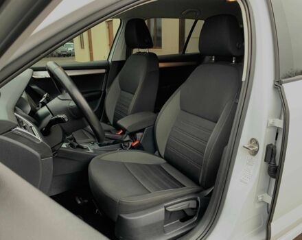 Білий Шкода Октавія, об'ємом двигуна 1.6 л та пробігом 202 тис. км за 16655 $, фото 10 на Automoto.ua