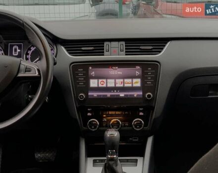 Білий Шкода Октавія, об'ємом двигуна 1.6 л та пробігом 202 тис. км за 16655 $, фото 36 на Automoto.ua