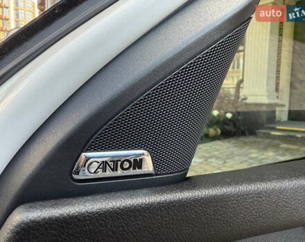 Белый Шкода Октавия, объемом двигателя 1.97 л и пробегом 287 тыс. км за 19999 $, фото 38 на Automoto.ua