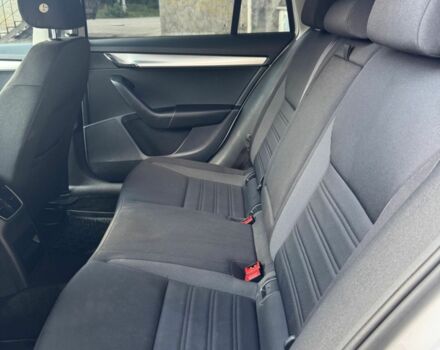 Білий Шкода Октавія, об'ємом двигуна 1.6 л та пробігом 278 тис. км за 11499 $, фото 19 на Automoto.ua