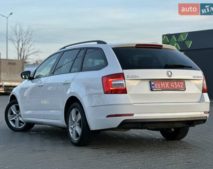 Білий Шкода Октавія, об'ємом двигуна 2 л та пробігом 217 тис. км за 14499 $, фото 18 на Automoto.ua